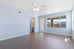 6638 Solitude Ct, Vallejo, CA 94591 - Photo 5