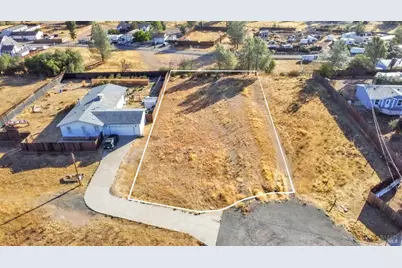 17832 Iris Way, Clearlake Oaks, CA 95423 - Photo 1
