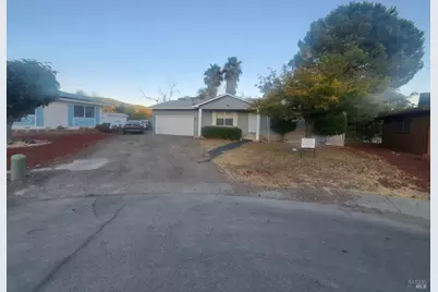 588 Pebble Way, Clearlake Oaks, CA 95423 - Photo 11