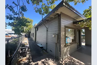 7375 Redwood Boulevard, Novato, CA 94945 - Photo 17