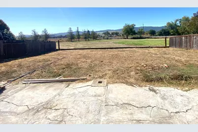 581 Louis Drive, Novato, CA 94945 - Photo 19