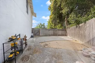 136 Suisun Ct, Vacaville, CA 95688 - Photo 37