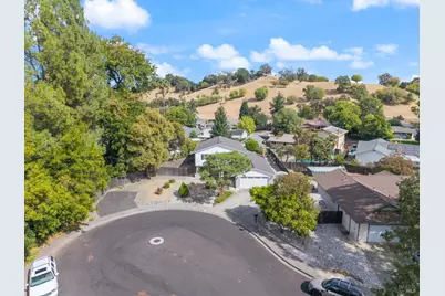 136 Suisun Court, Vacaville, CA 95688 - Photo 41