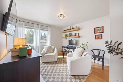 136 Suisun Court, Vacaville, CA 95688 - Photo 25