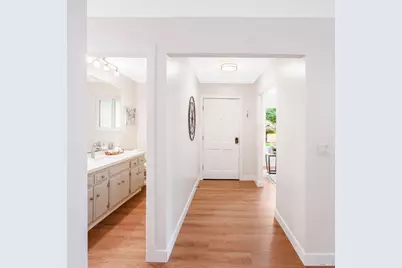 1060 Oakmont Court, Napa, CA 94559 - Photo 27