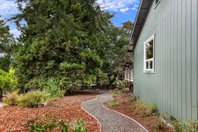 1060 Oakmont Court, Napa, CA 94559 - Photo 55