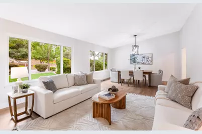 1060 Oakmont Court, Napa, CA 94559 - Photo 11