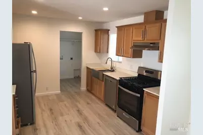 D Street, Windsor, CA 94592 - Photo 7