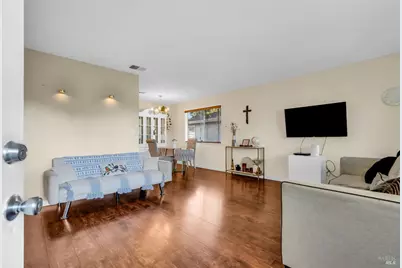 1951 Aletha Lane #4, Vacaville, CA 95687 - Photo 5