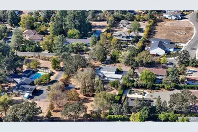 80 Serres Drive, Sonoma, CA 95476 - Photo 39