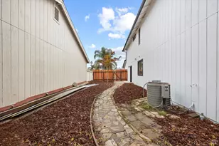 706 Peregrine Way, Vacaville, CA 95687 - Photo 27