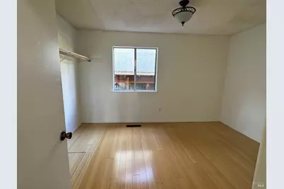 5001 Lakeview Circle, Fairfield, CA 94534 - Photo 7