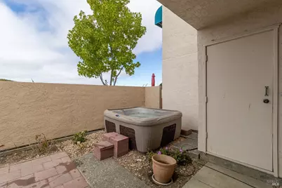 171 Nantucket Lane, Vallejo, CA 94590 - Photo 23