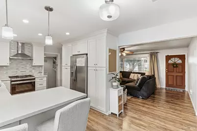 225 E Chestnut Street, Dixon, CA 95620 - Photo 13