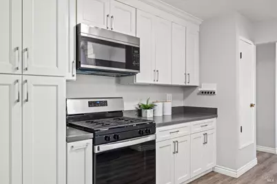 230 E Walnut Street, Dixon, CA 95620 - Photo 11