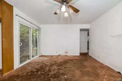 75 San Carlos Way, Novato, CA 94945 - Photo 5