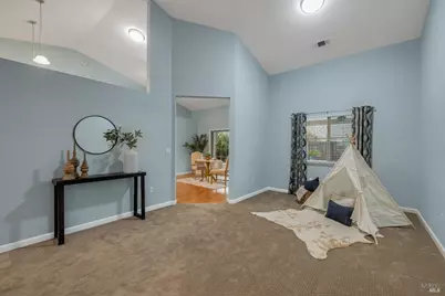 809 Cookson Street, Vacaville, CA 95687 - Photo 3