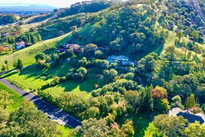 3368 Hidden Valley Lane, Fairfield, CA 94534 - Photo 5