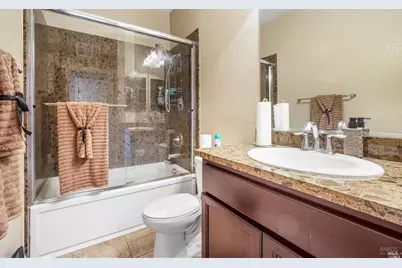 130 Clematis Street, Vacaville, CA 95687 - Photo 3