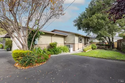 2030 W Pueblo Avenue, Napa, CA 94558 - Photo 17