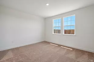 2361 Newcastle Dr, Vacaville, CA 95687 - Photo 11