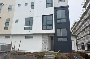 701 Catherine St, Vacaville, CA 95688 - Photo 1