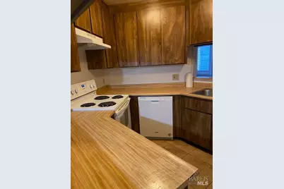 1565 Parkway Drive, Rohnert Park, CA 94928 - Photo 13