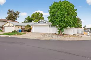 773 Peregrine Way, Vacaville, CA 95687 - Photo 3