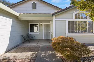 695 Fountain Way, Dixon, CA 95620 - Photo 3