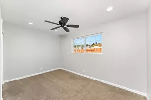 255 Bowline Dr, Vacaville, CA 95687 - Photo 27