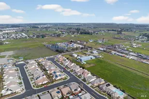 3079 Red Maple Ct, Vacaville, CA 95687 - Photo 43