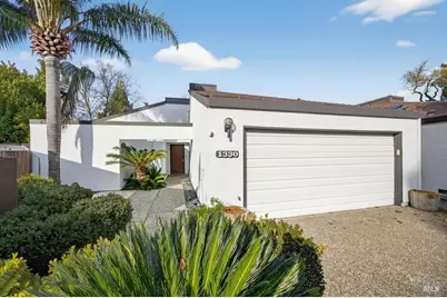 1330 Blackberry Court, Dixon, CA 95620 - Photo 3