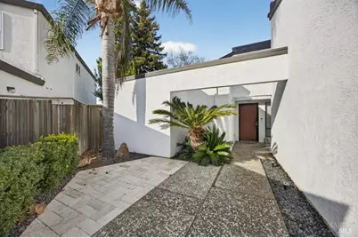 1330 Blackberry Court, Dixon, CA 95620 - Photo 5