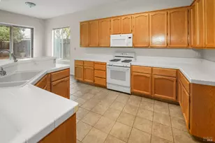 605 Alwin Dr, Dixon, CA 95620 - Photo 19