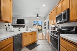 590 Stern Dr, Dixon, CA 95620 - Photo 17