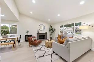 449 Cordoba Ln, Vacaville, CA 95688 - Photo 5