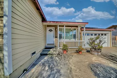 650 W C Street, Dixon, CA 95620 - Photo 3