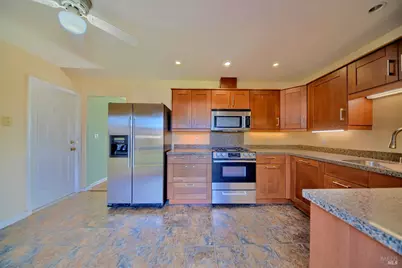 650 W C Street, Dixon, CA 95620 - Photo 11