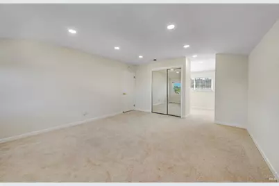 111 Elgin Court, Vallejo, CA 94591 - Photo 33