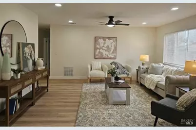 324 Trinity Drive, Vacaville, CA 95687 - Photo 5