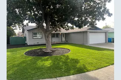 324 Trinity Drive, Vacaville, CA 95687 - Photo 1