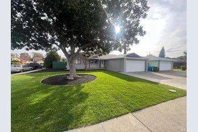 324 Trinity Drive, Vacaville, CA 95687 - Photo 3