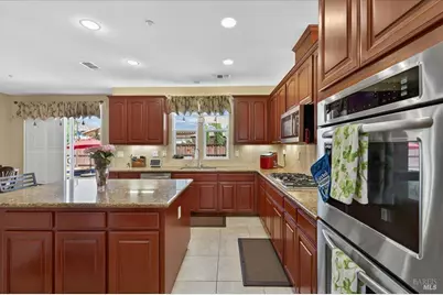 306 Shining Horse Way, Vacaville, CA 95688 - Photo 17
