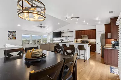 17437 Greenridge Road, Hidden Valley Lake, CA 95467 - Photo 25