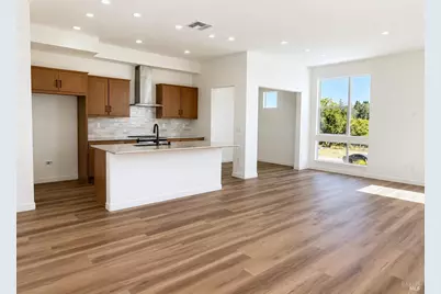 719 Catherine Street, Vacaville, CA 95688 - Photo 3