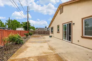 2326 Cunningham Dr, Fairfield, CA 94533 - Photo 33