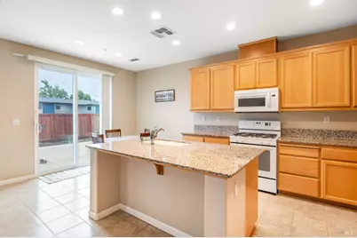2326 Cunningham Drive, Fairfield, CA 94533 - Photo 11