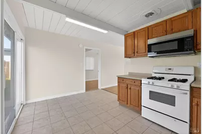 1049 Buchanan Street, Fairfield, CA 94533 - Photo 17