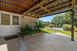 2766 Iowa St, Napa, CA 94558 - Photo 25