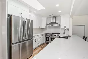 2766 Iowa St, Napa, CA 94558 - Photo 9